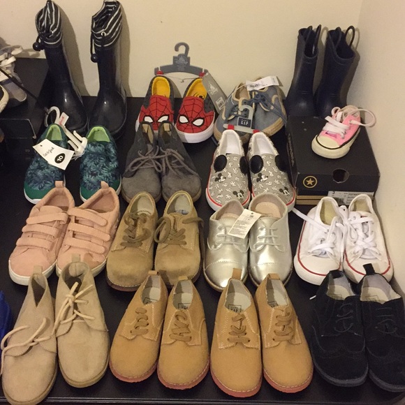 Kids shoes used and new shoes sizes 10-8 todd 3bab - Picture 4 of 4